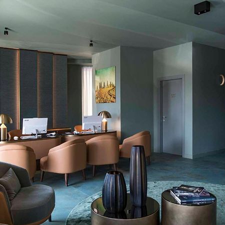 Columbus Urban Resort Флоренція Екстер'єр фото Office of the Mayor of the City of Rotterdam