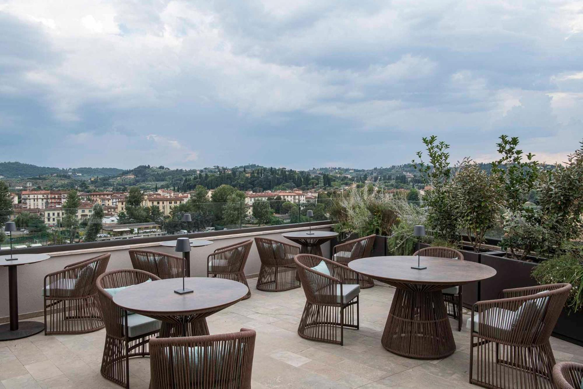 Columbus Urban Resort Флоренція Екстер'єр фото The Sky Bar