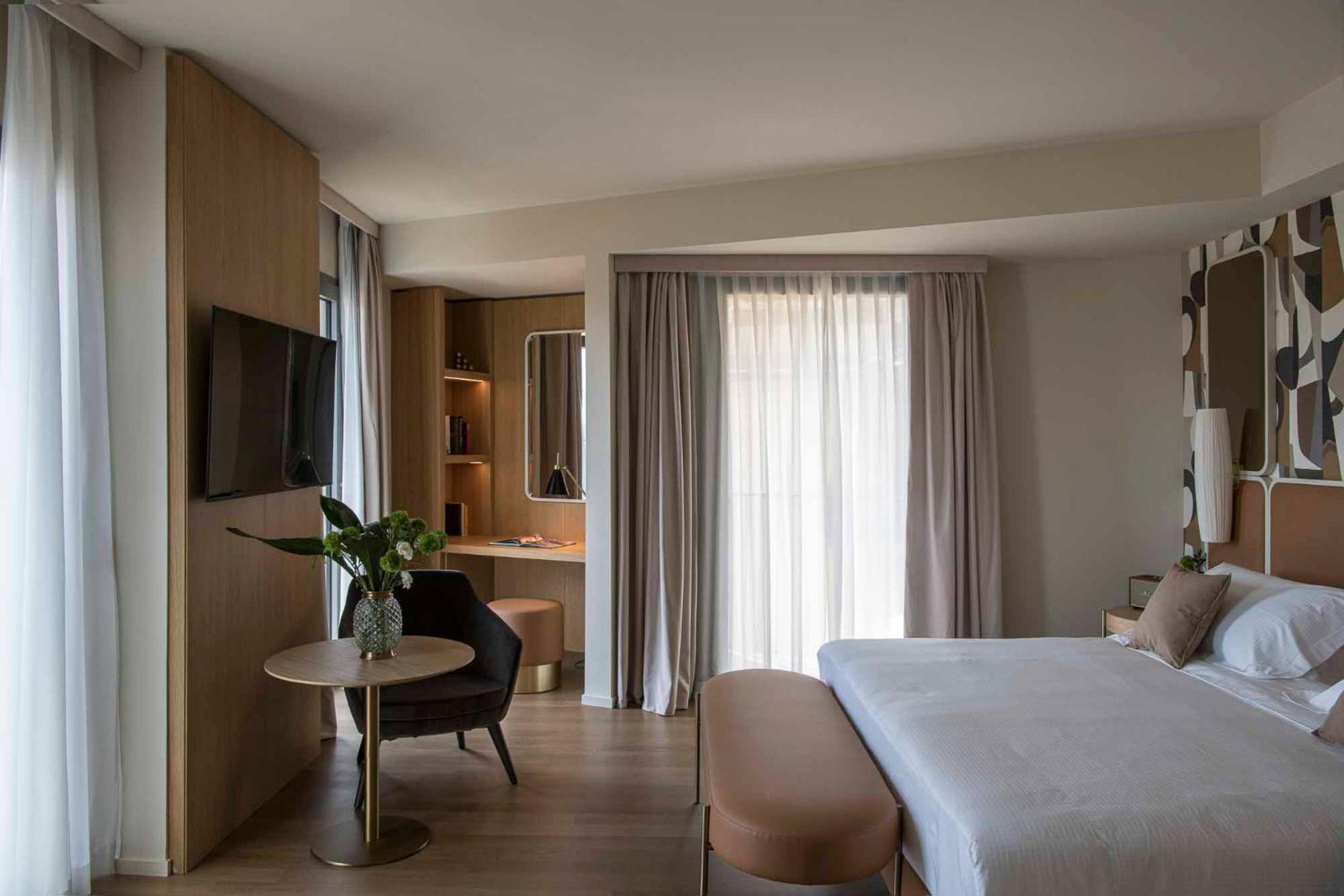 Columbus Urban Resort Флоренція Екстер'єр фото Deluxe room