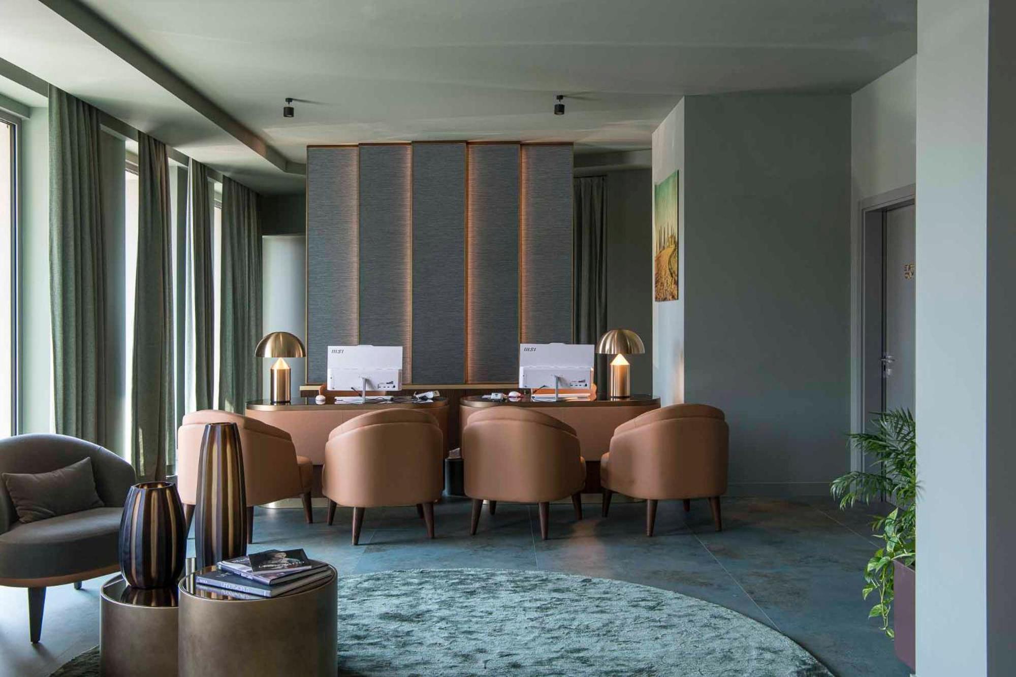 Columbus Urban Resort Флоренція Екстер'єр фото The interior of the hotel