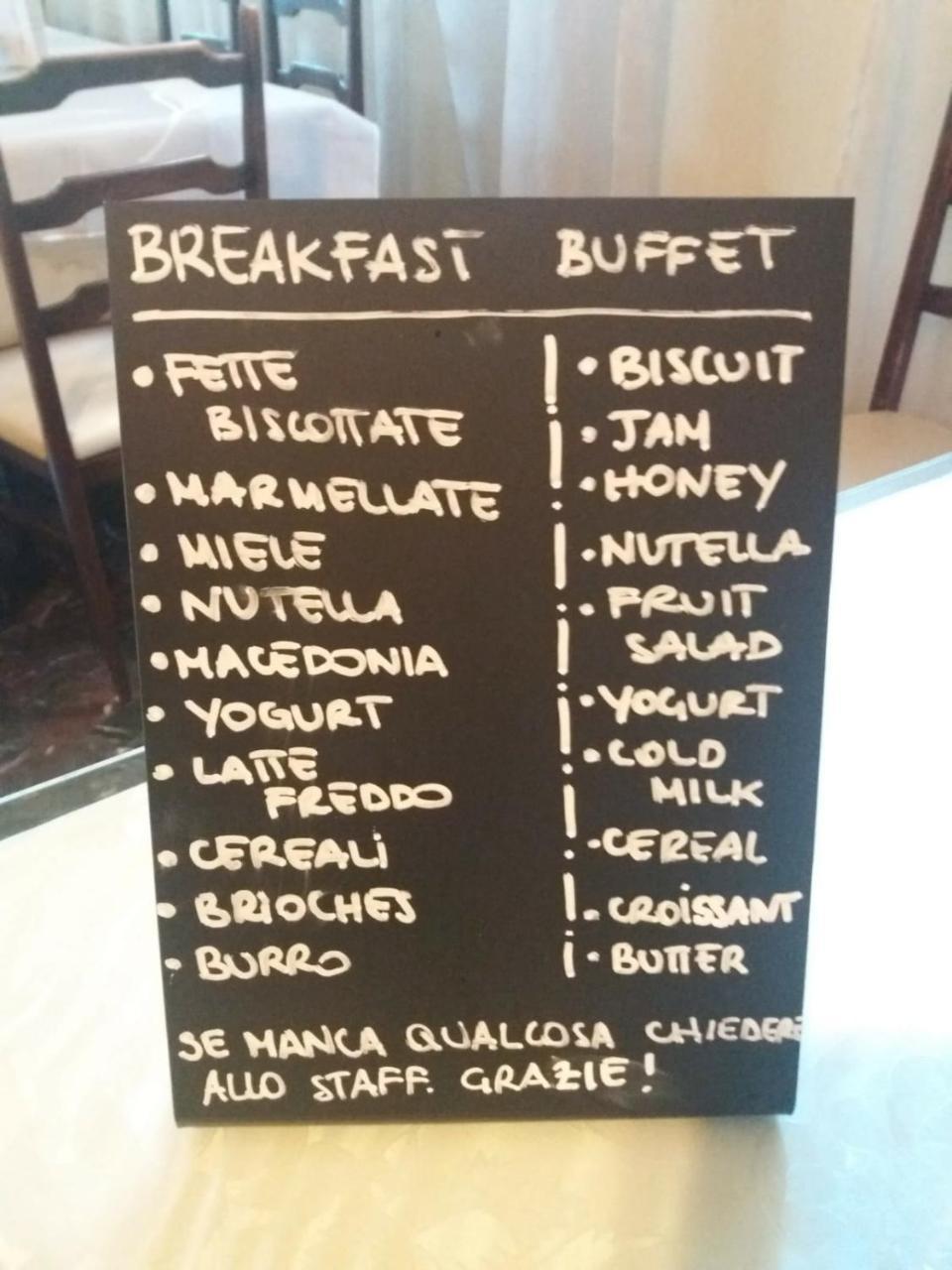 Columbus Urban Resort Флоренція Екстер'єр фото Menu at a French bakery